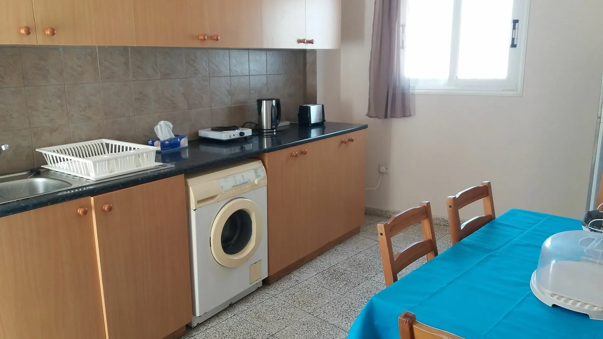 לרנקה Lidia Apartment קפריסין